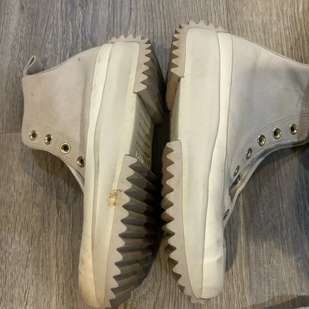 Converse canvas high